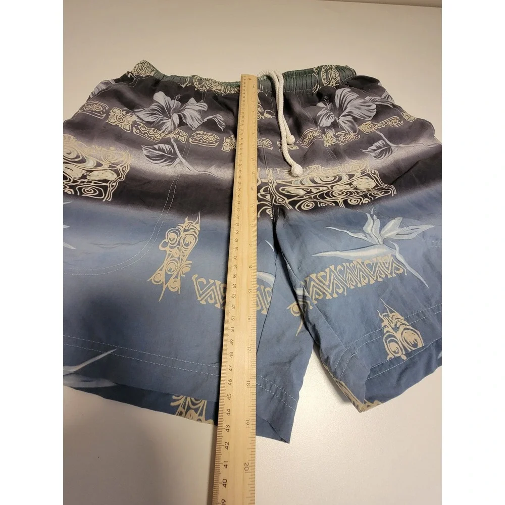 Tommy Bahama Paradise Nation Mens Swim Trunks Large Blue Ombre Tribal Hibiscus